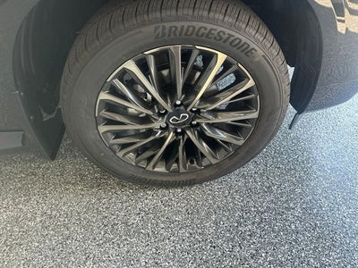 2027 INFINITI QX80 AUTOGRAPH