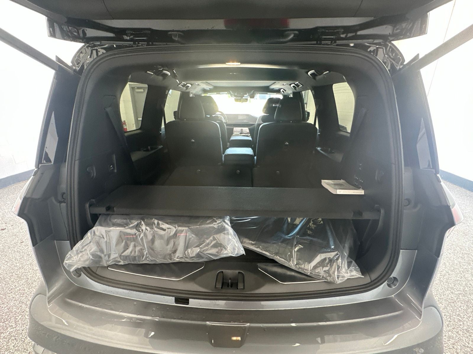 2027 INFINITI QX80 AUTOGRAPH