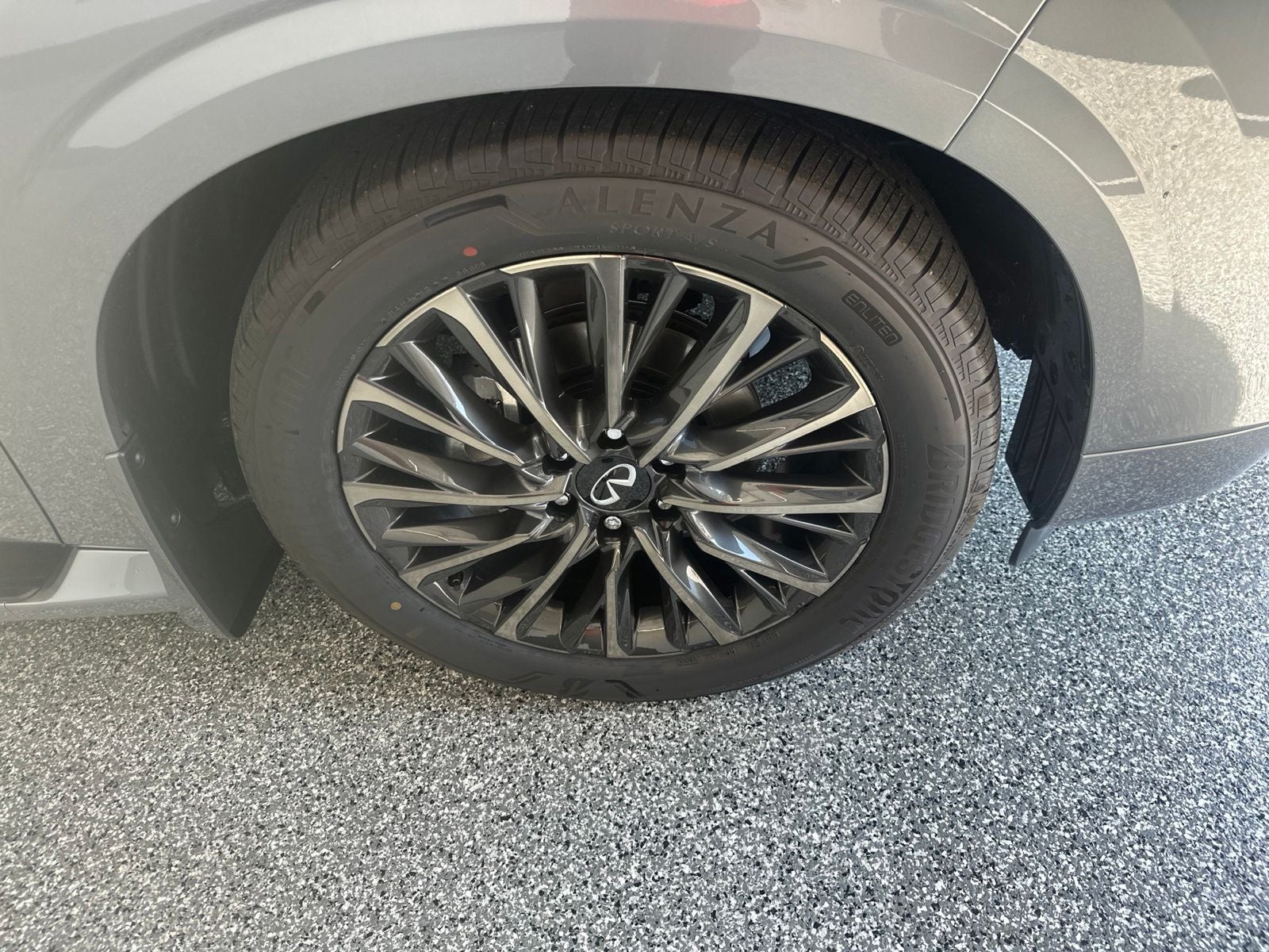 2027 INFINITI QX80 AUTOGRAPH
