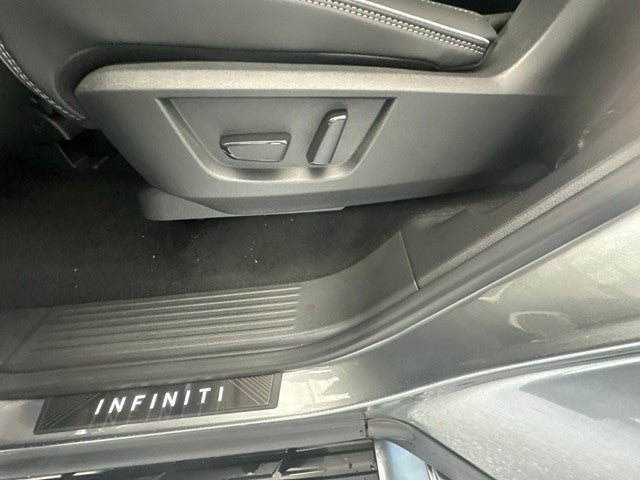 2027 INFINITI QX80 AUTOGRAPH