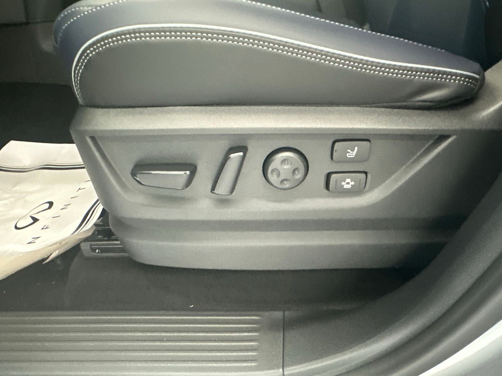 2027 INFINITI QX80 SPORT