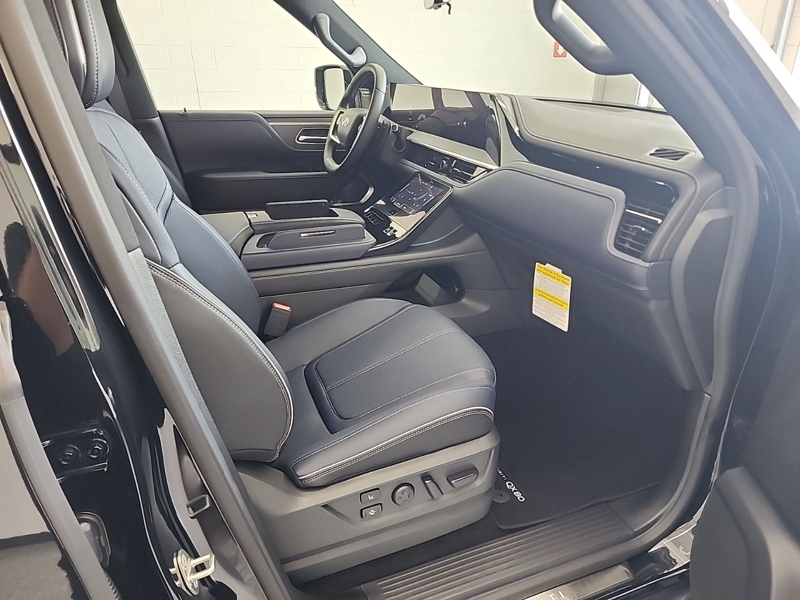 2026 INFINITI QX80 SPORT