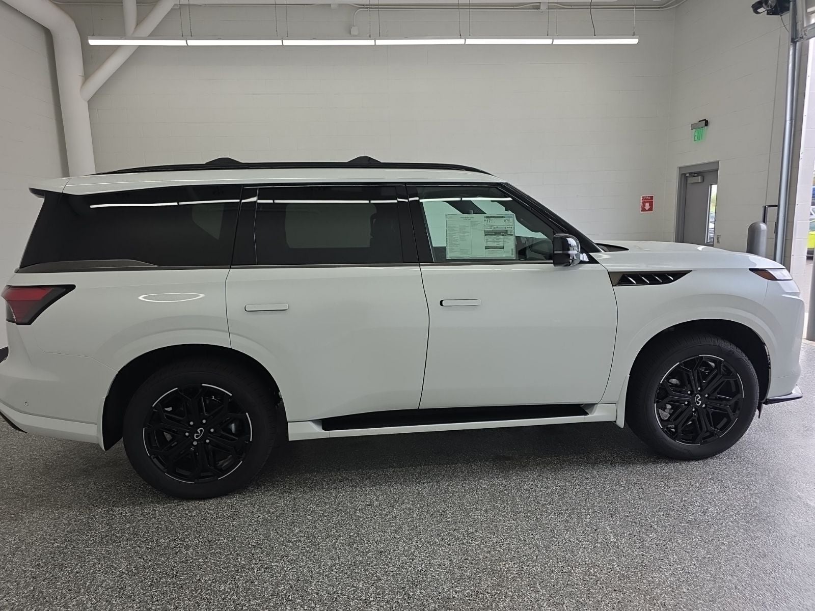 2026 INFINITI QX80 SPORT