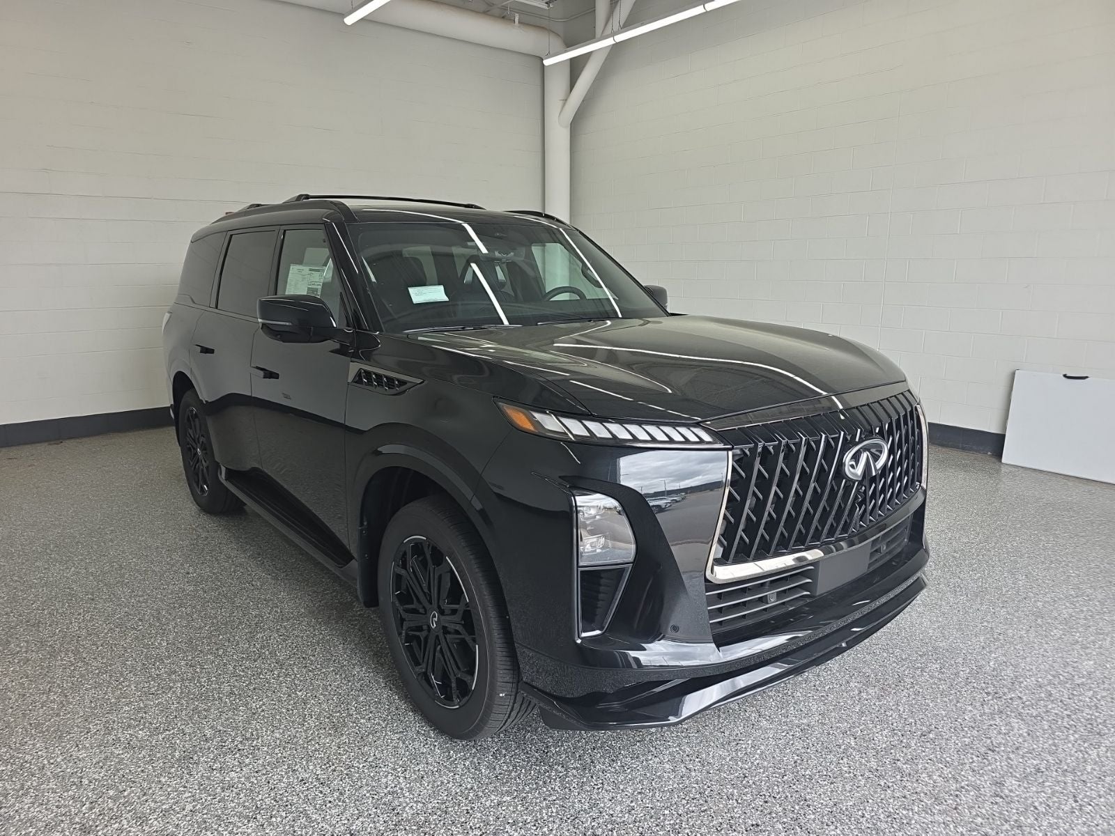 2026 INFINITI QX80 SPORT