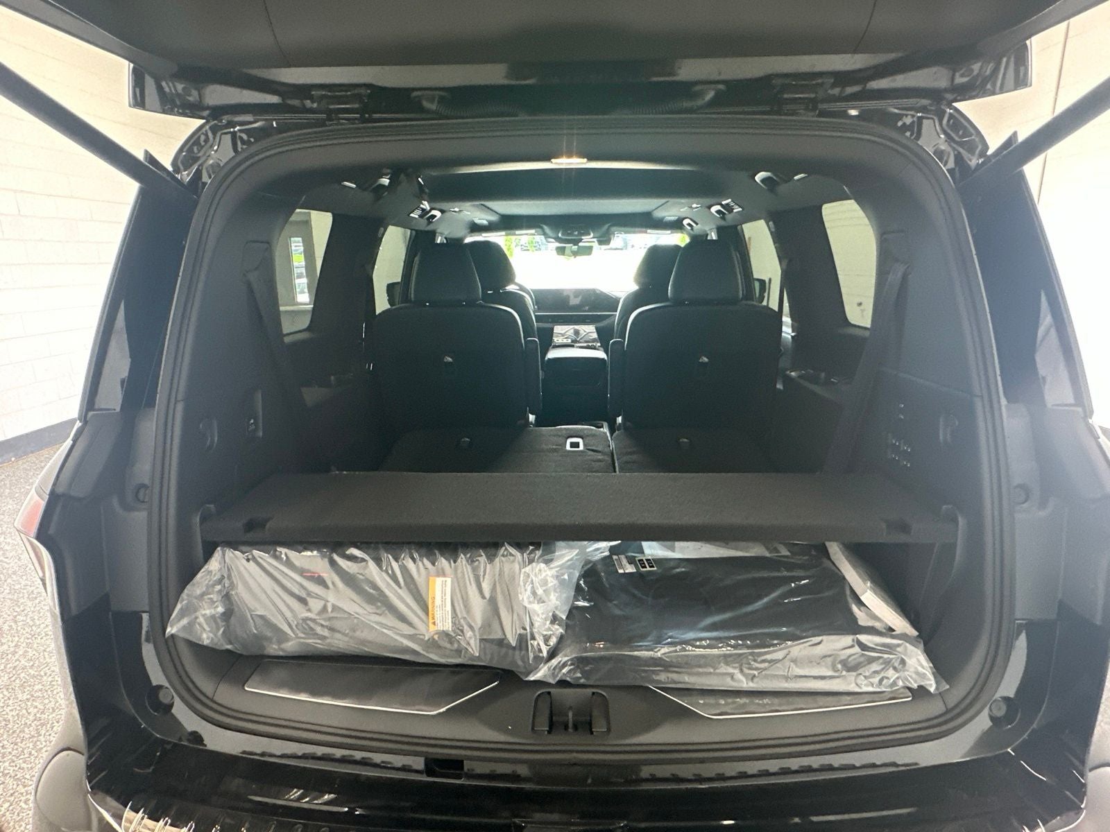 2027 INFINITI QX80 SPORT