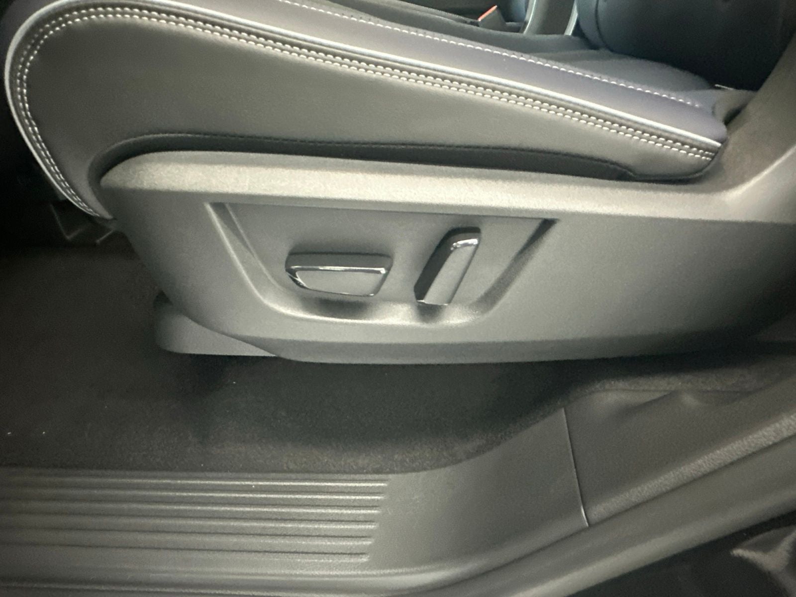 2027 INFINITI QX80 SPORT