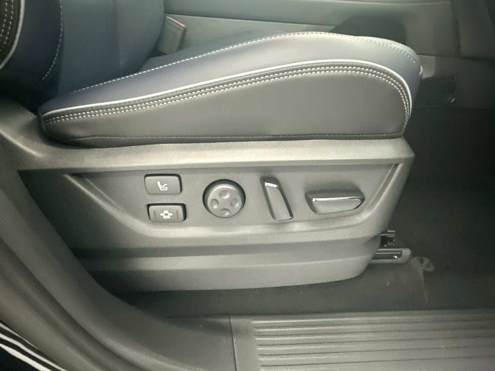 2027 INFINITI QX80 SPORT