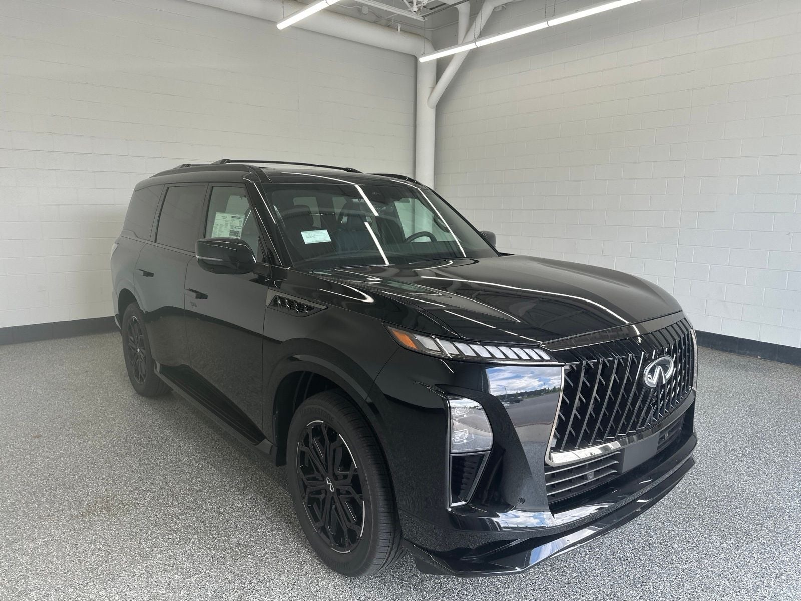 2027 INFINITI QX80 SPORT