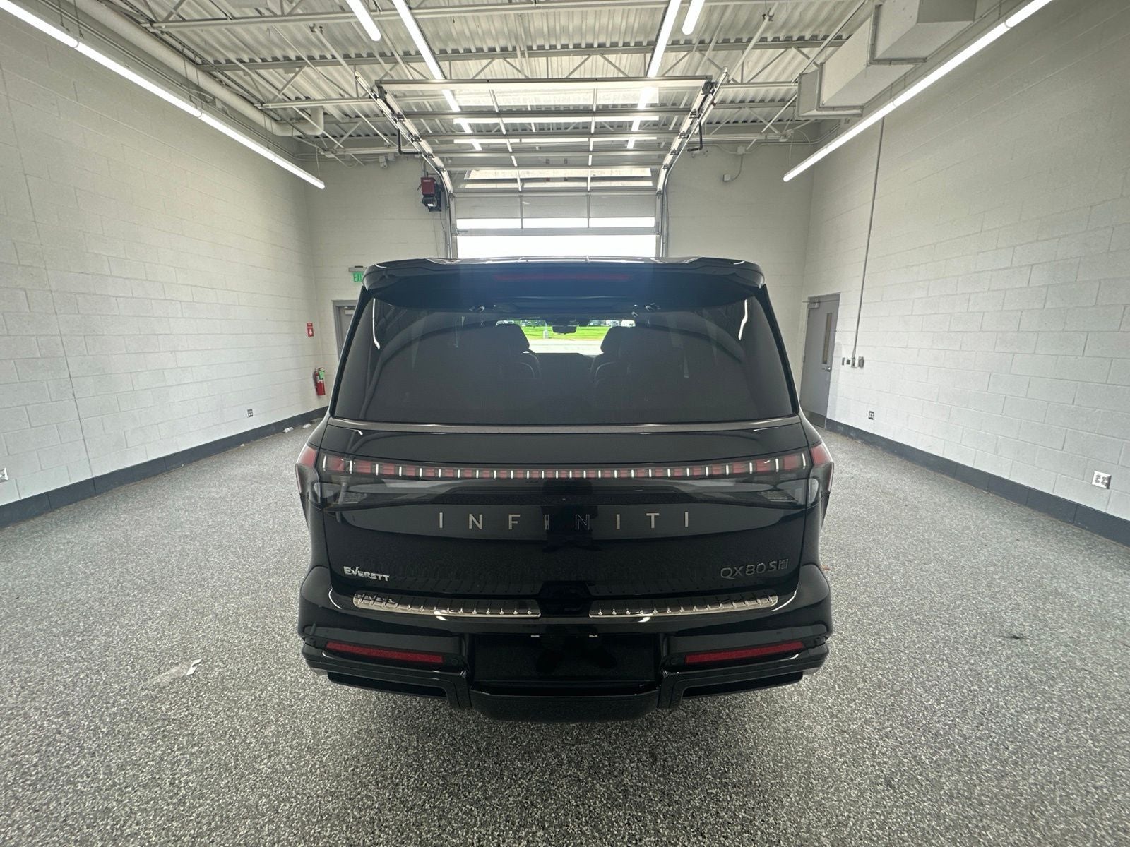 2027 INFINITI QX80 SPORT