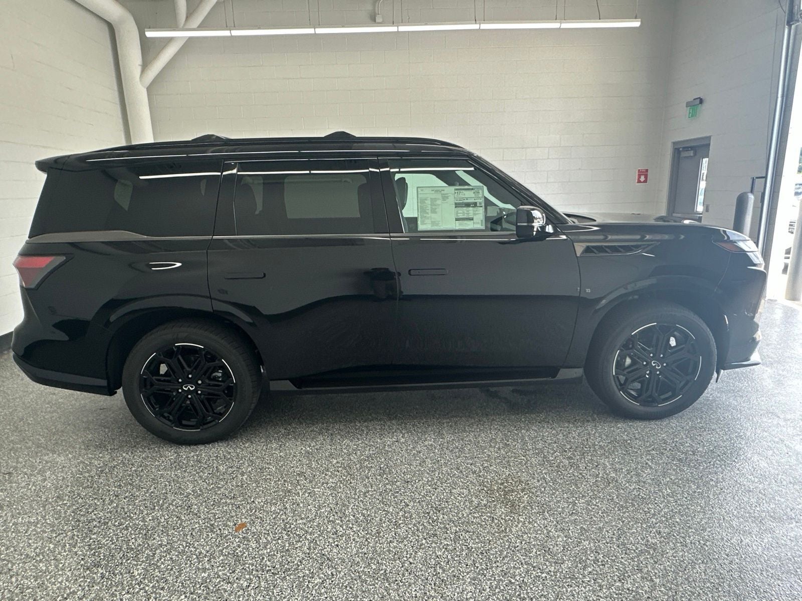 2027 INFINITI QX80 SPORT