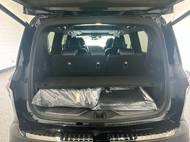 2027 INFINITI QX80 SPORT