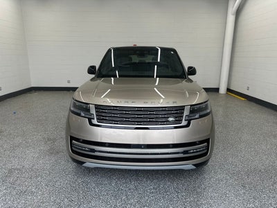 2025 Land Rover Range Rover SE