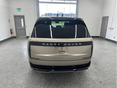 2025 Land Rover Range Rover SE