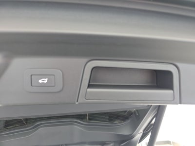 2025 Land Rover Range Rover Velar Dynamic SE