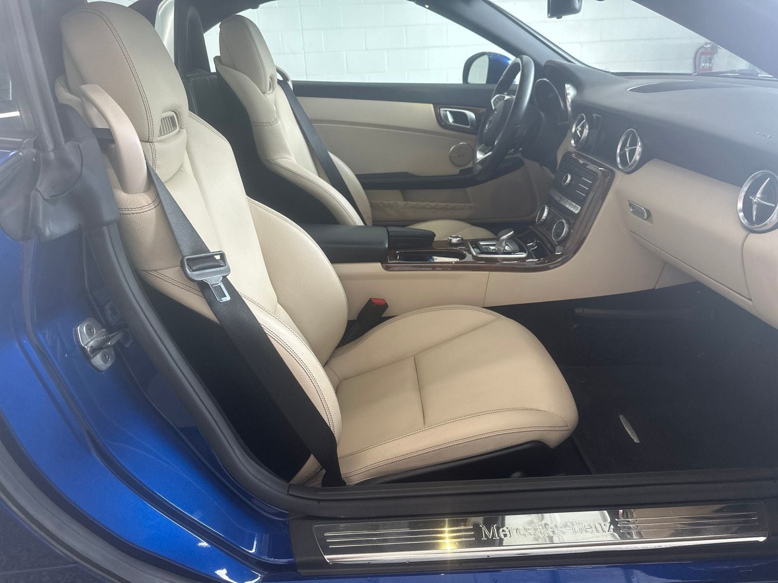 2017 Mercedes-Benz SLC SLC 300