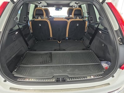 2021 Volvo XC90 Recharge Plug-In Hybrid T8 Inscription 7 Passenger
