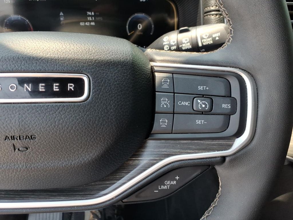2023 Jeep Wagoneer Series II