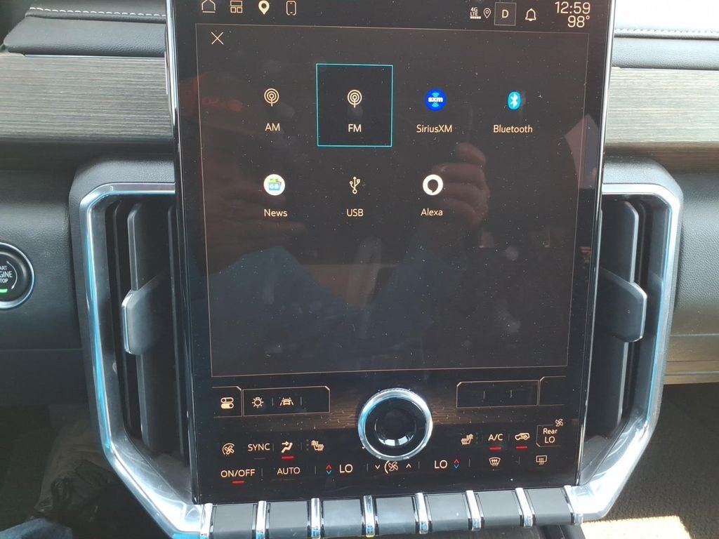 2024 GMC Acadia Denali