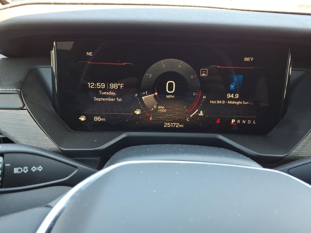 2024 GMC Acadia Denali