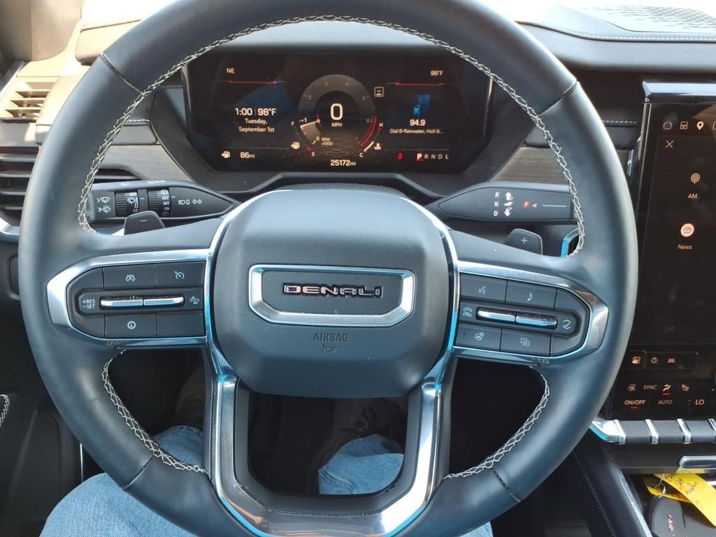 2024 GMC Acadia Denali