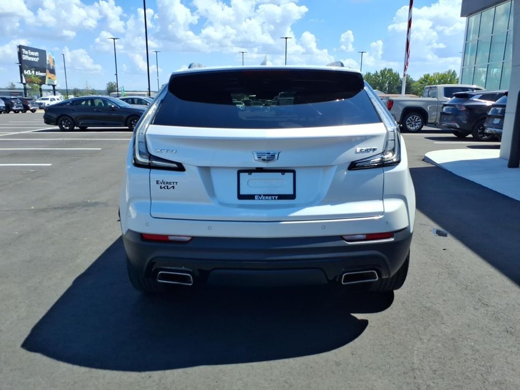 2022 Cadillac XT4 Sport