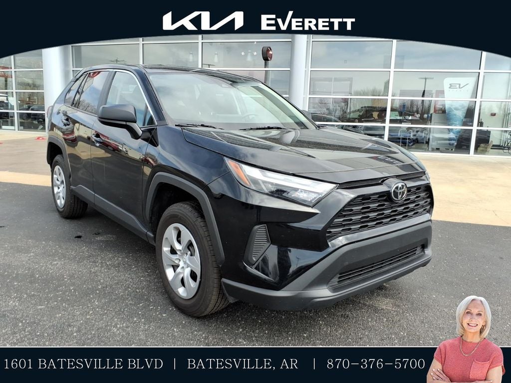 2023 Toyota RAV4 LE