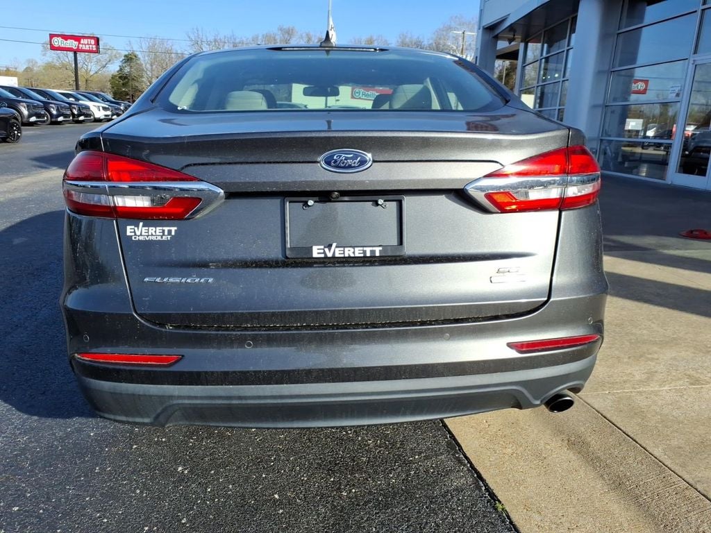 2020 Ford Fusion SE