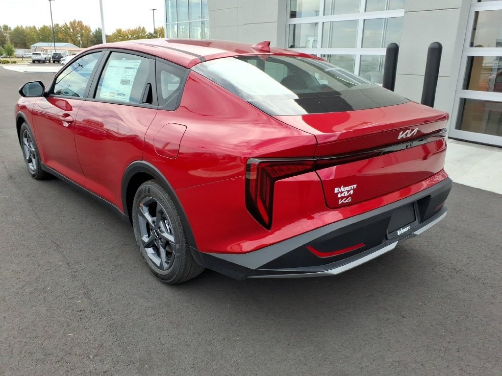 2027 Kia K4 LXS