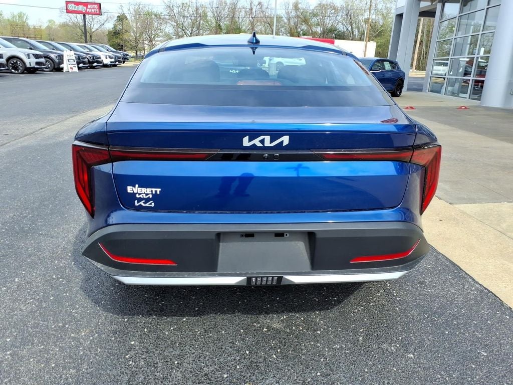 2026 Kia K4 LXS