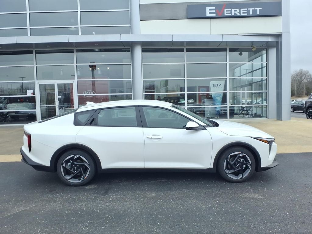 2026 Kia K4 EX