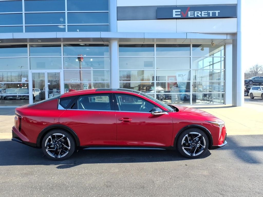 2025 Kia K4 GT-Line