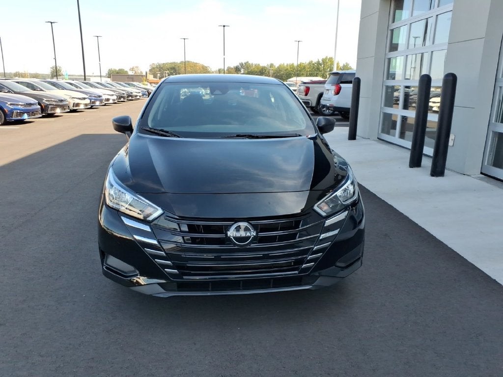 2024 Nissan Versa 1.6 S
