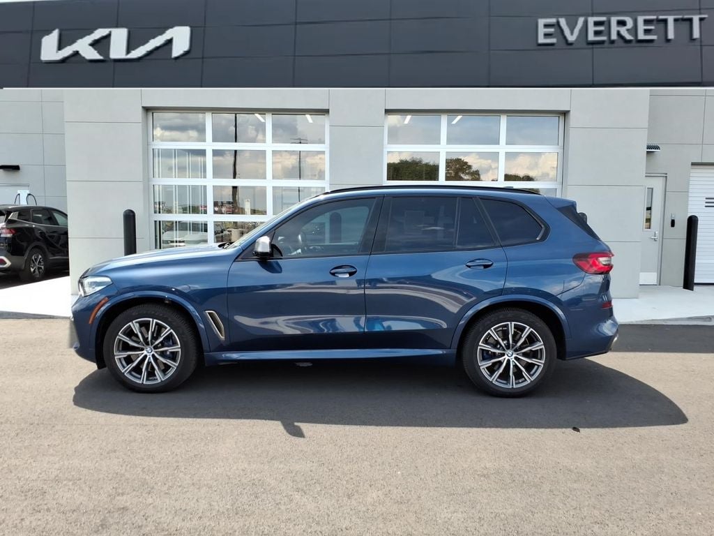 2023 BMW X5 M50i