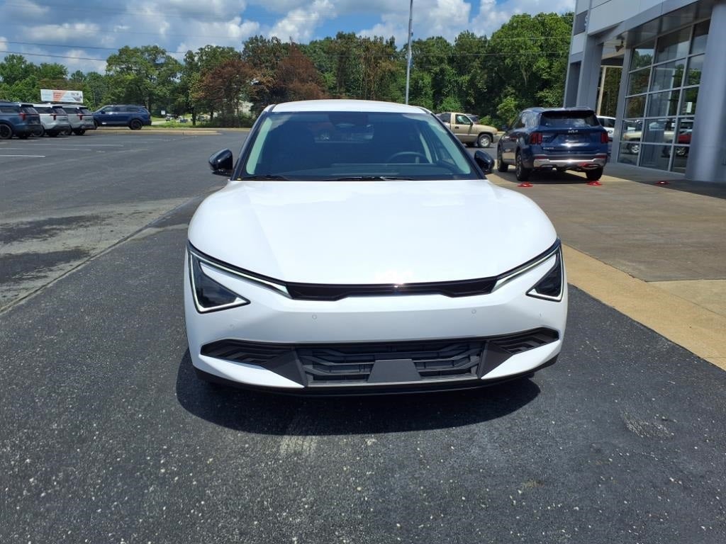 2025 Kia EV6 Light