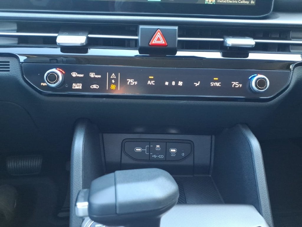 2027 Kia Sportage EX