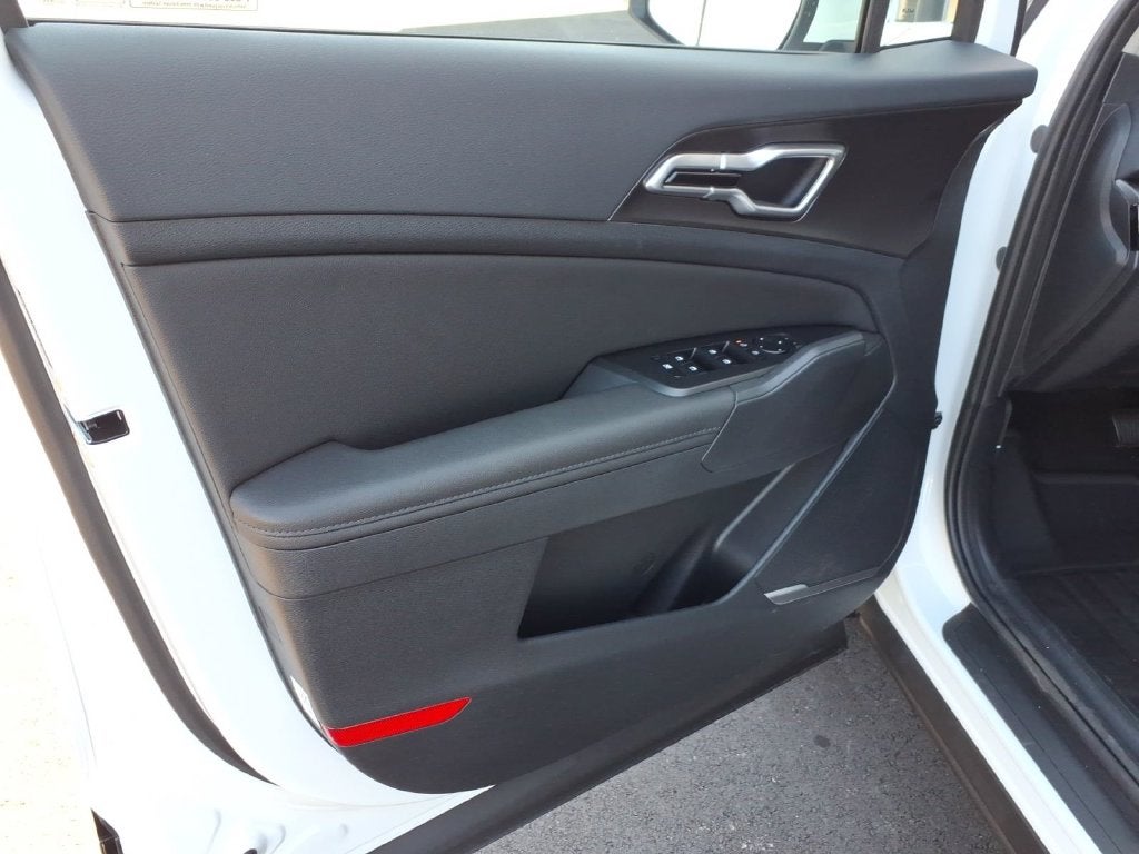 2027 Kia Sportage Hybrid EX