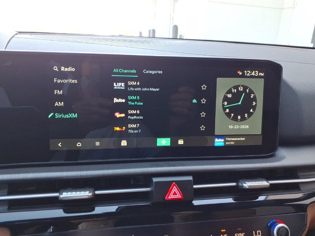 2027 Kia Sportage Hybrid X-Line