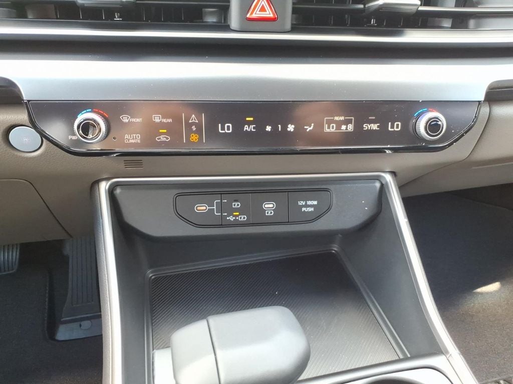 2026 Kia Carnival LXS