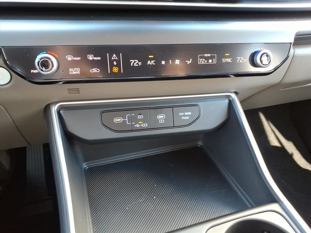 2026 Kia Carnival LXS