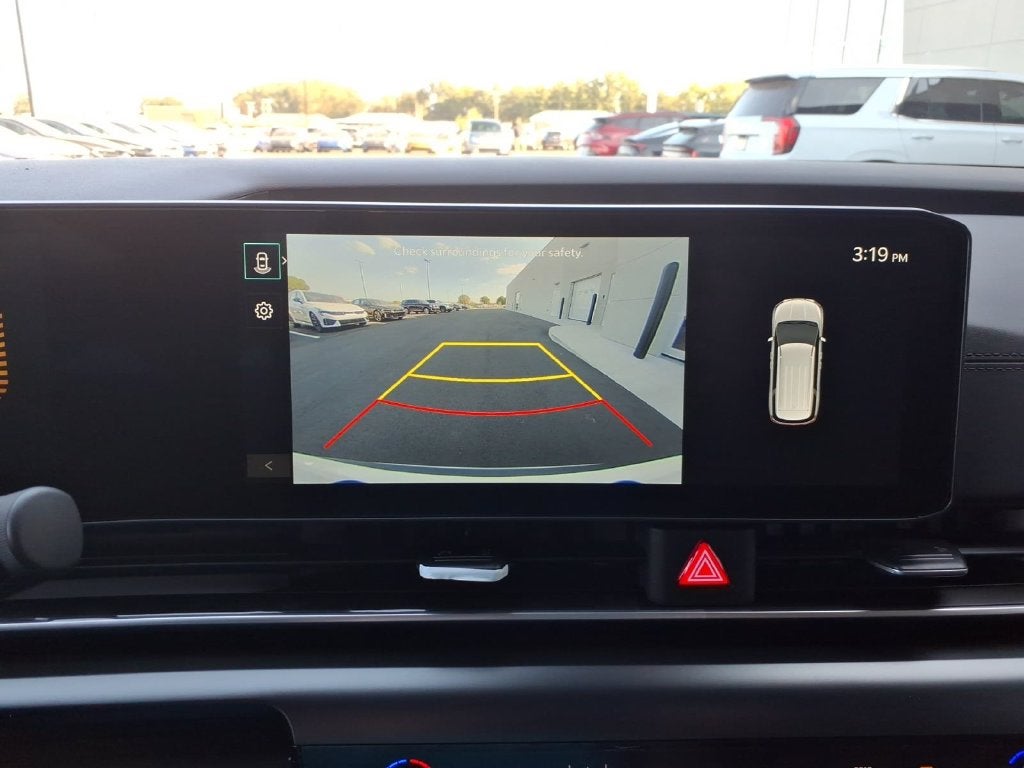 2027 Kia Carnival LXS