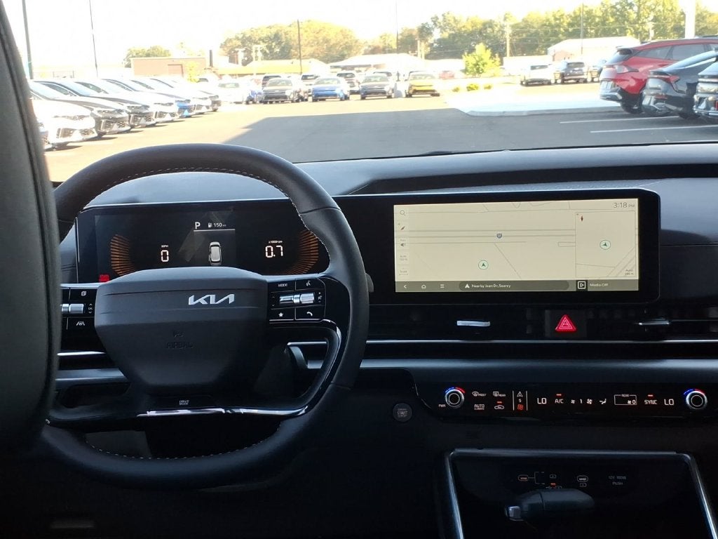 2027 Kia Carnival LXS
