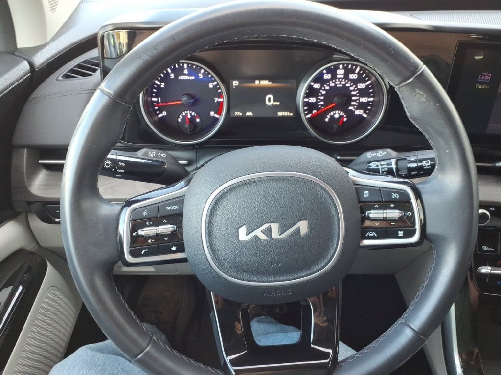 2024 Kia Carnival EX