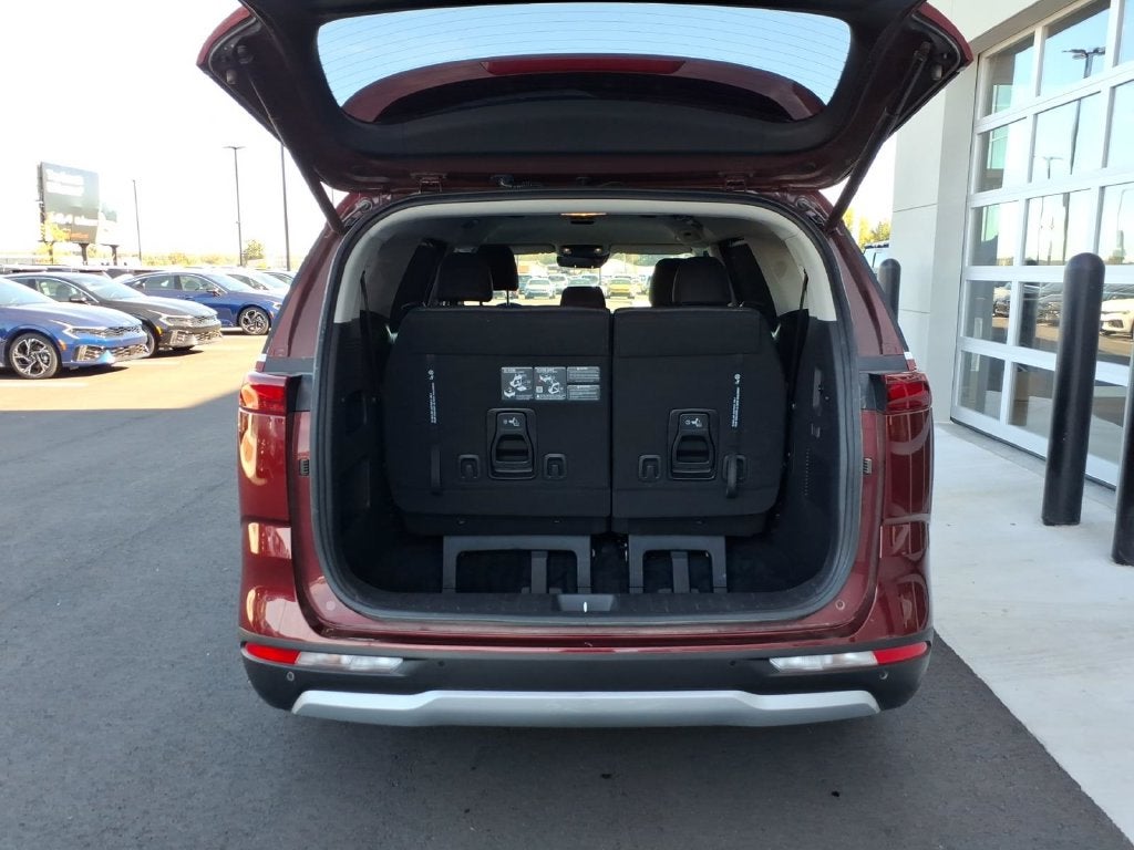 2024 Kia Carnival EX