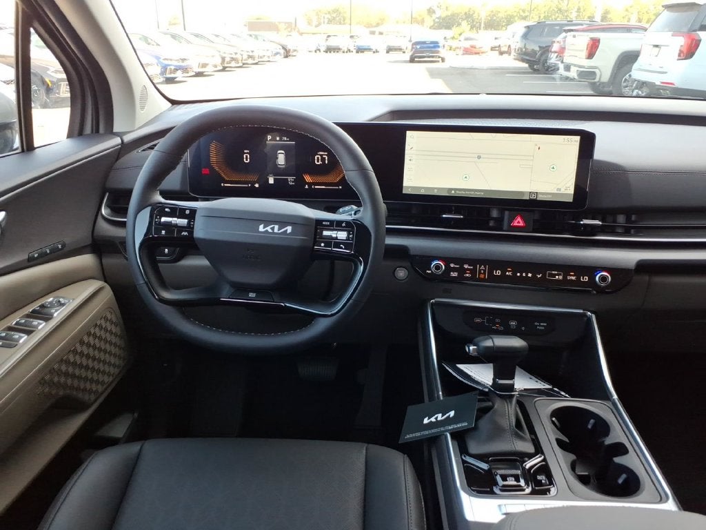 2027 Kia Carnival EX