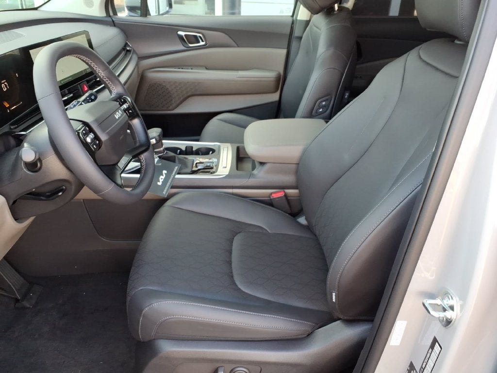 2027 Kia Carnival EX