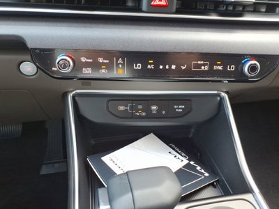 2027 Kia Carnival EX