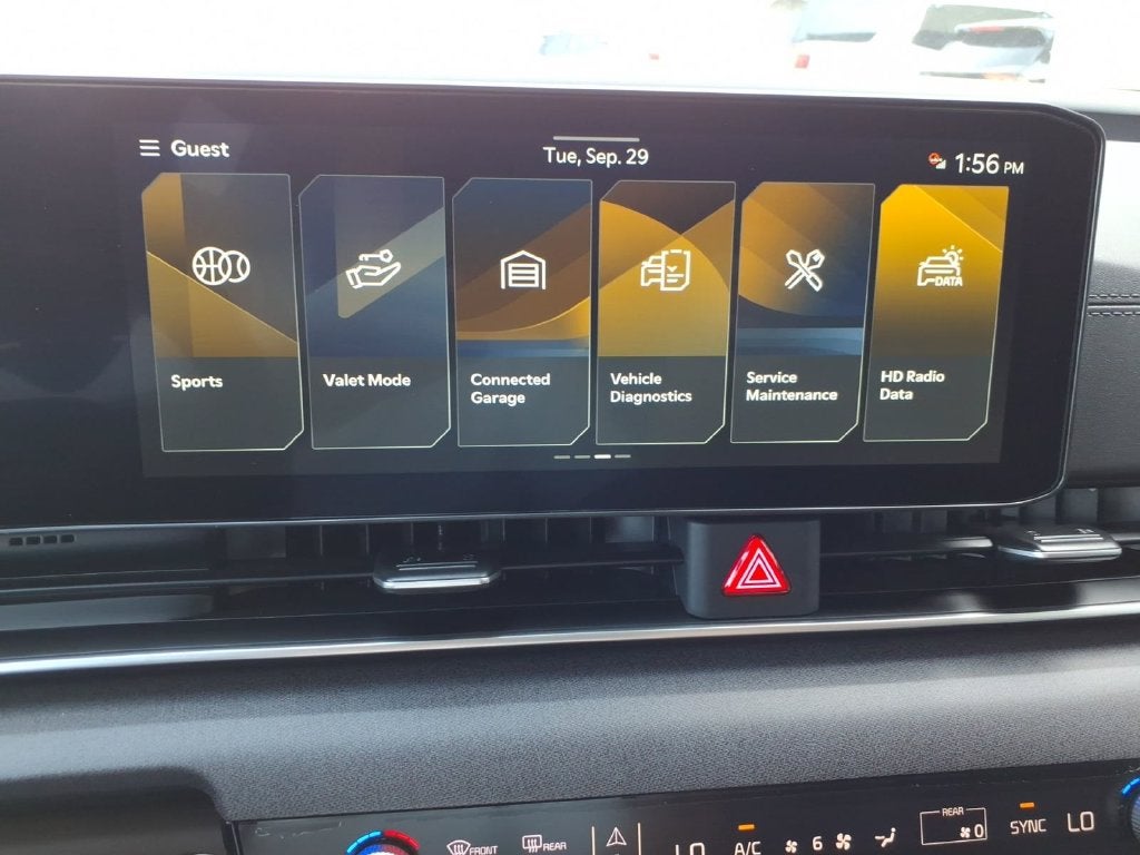 2027 Kia Carnival EX