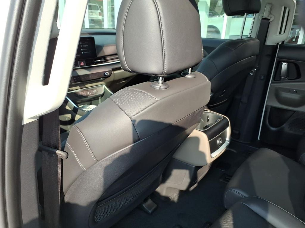 2027 Kia Carnival Hybrid EX