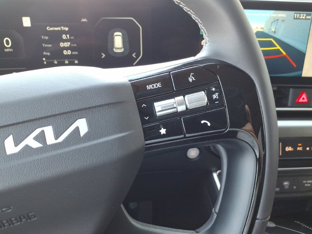 2027 Kia Carnival SX