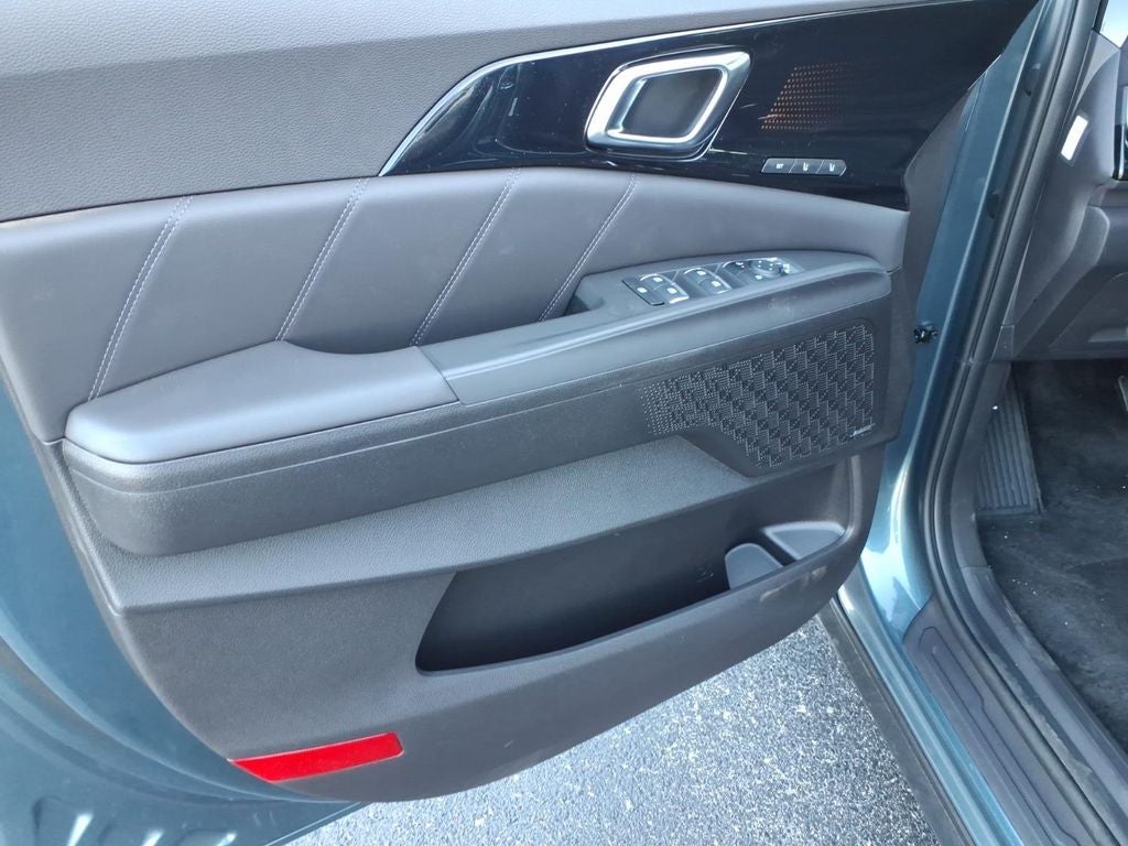 2026 Kia Carnival Base